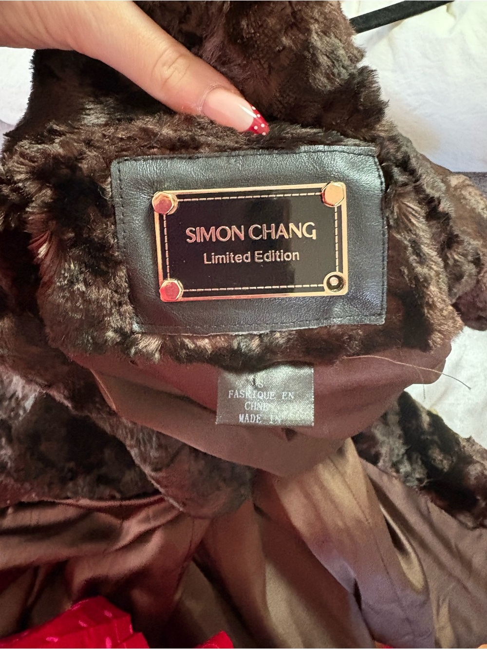 Simon Chang Plush Faux Fur Teddy Jacket in Dark Brown - Picture 6 of 7